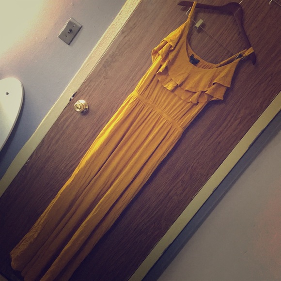 Maxi Dress - Picture 1 of 2
